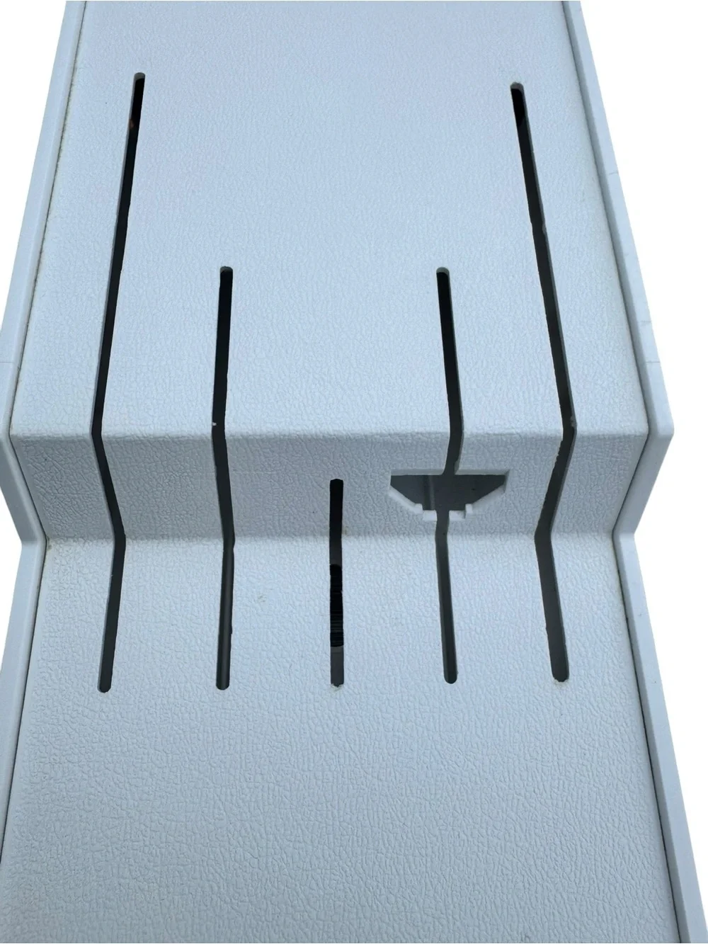 CUTCO 1742 Plastic Wall Rack Hanging Knife Storage Tray Holder 5 Slots drawer